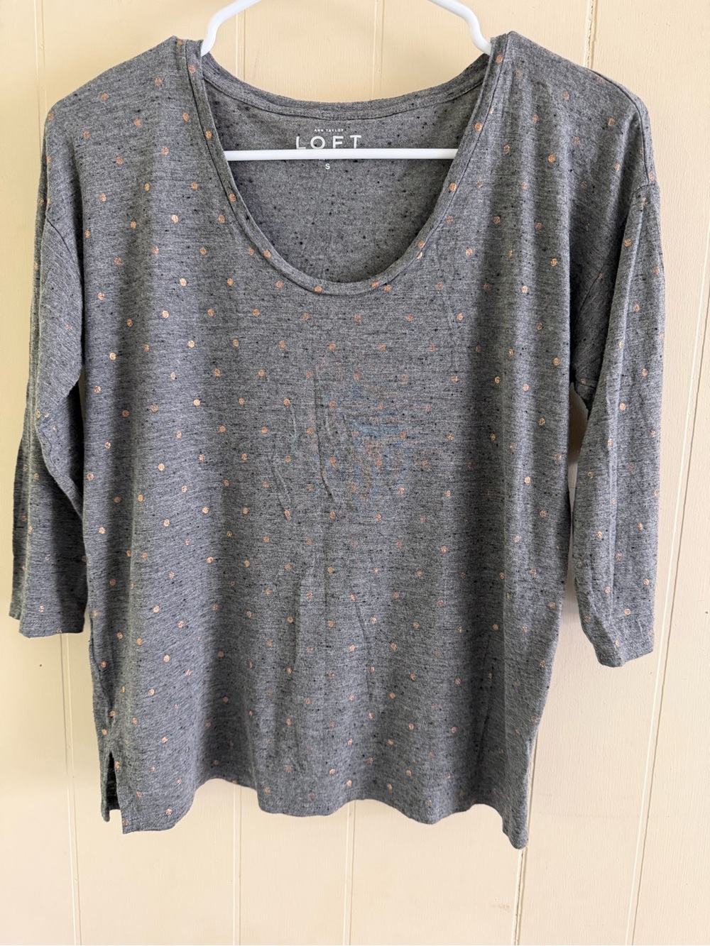 LOFT Gray Long Sleeve Scoop Neck Top with Blush Dot Print